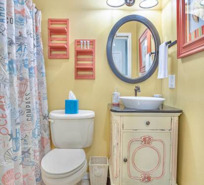 Guest Bathroom