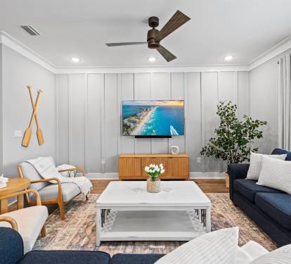 [Living area] Smart TV with Hulu & Disney Plus