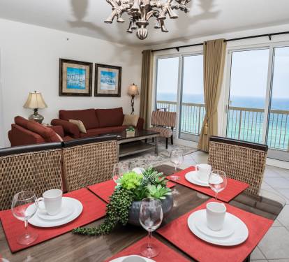 Dining Area/gathering & balcony 