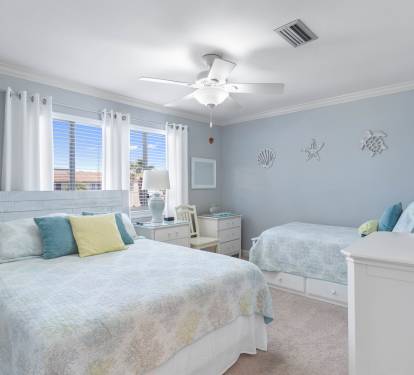 Guest Bedroom (Queen & Twin)