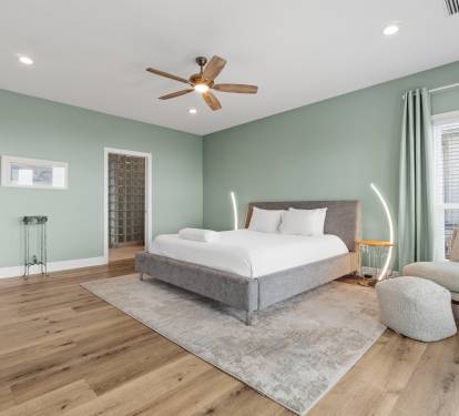 Master Bedroom (King)