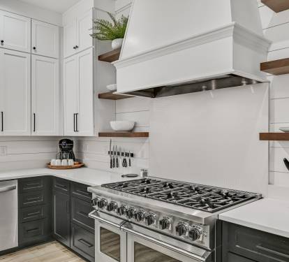 Professional Viking Gas Range
