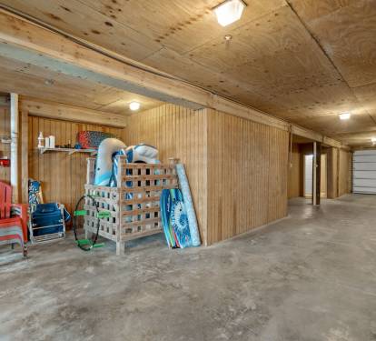 Garage Area