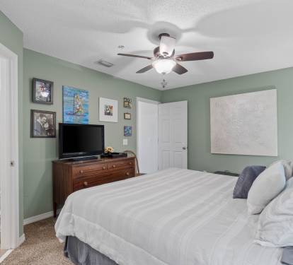 Master Bedroom (King)