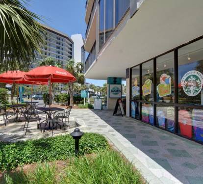 Convenience market on site at EBR with basic necessities and little things you may have forgotten, without having to leave the resort!