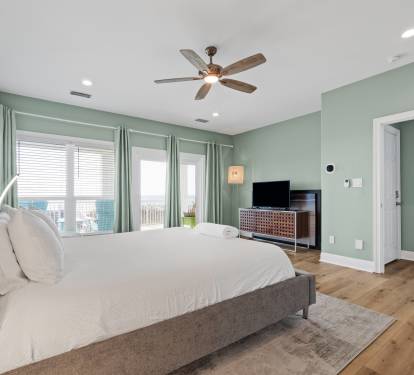 Master Bedroom (King)