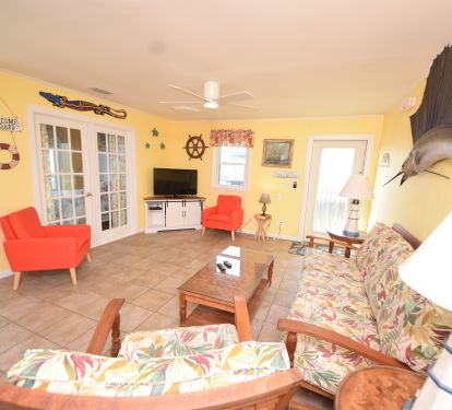 spacious living room