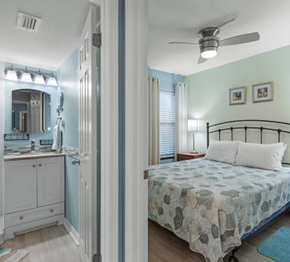 Guest Bedroom/Bathroom