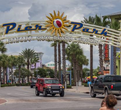 THE ENTRANCE TO PIER PARK  Next to CALYPSO!
