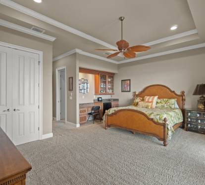 Master Bedroom (King)