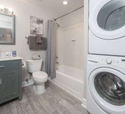 Full size washer and dryer in the second bathroom