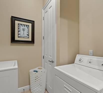 Full Size Washer & Dryer