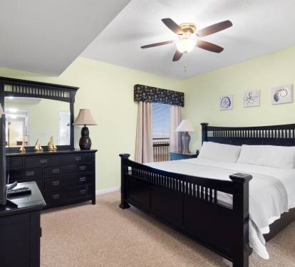 Guest Bedroom (King)