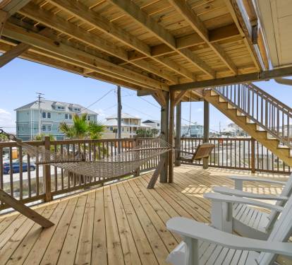 Spacious Deck