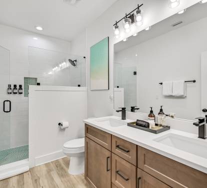 King Suite # 5: Private Bathroom (second floor)
