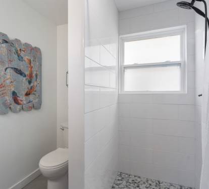 Newly Renovated: Bungalow Shower