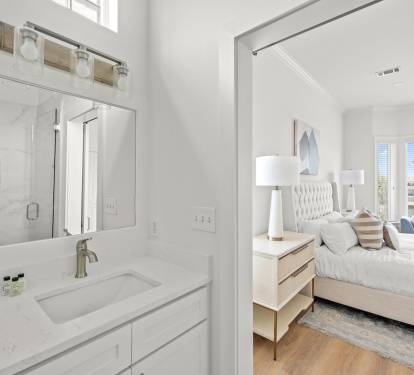 Second Floor: Ensuite Bathroom