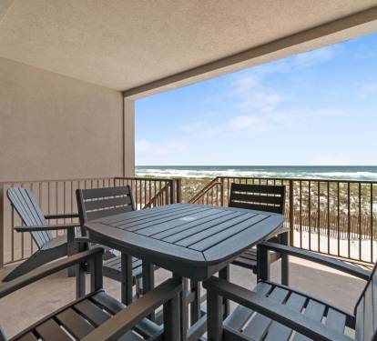 Deck Off Living