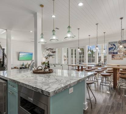 Additional Seating at the Kitchen Island