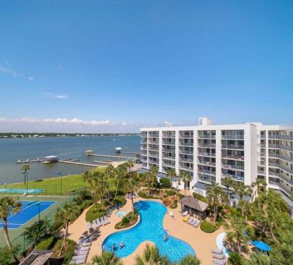 Lagoon, Pool & Tennis Courts