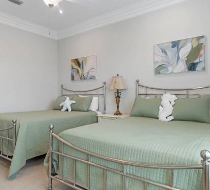 3rd Floor Guest Bedroom 2 (2 Queens)