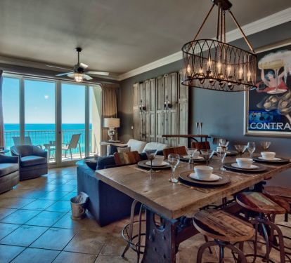 Open concept design with a view of the Gulf as soon as you enter!