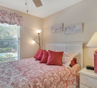Third bedroom has queen bed