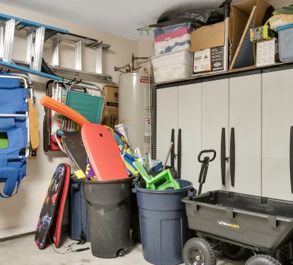 The 2 car garage holds beach toys, wagon, chairs and umbrellas for guest use!