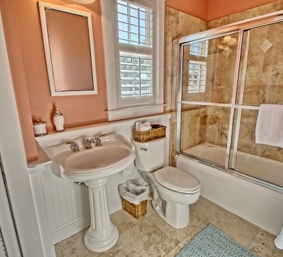 2nd floor master bath, marble with limestone