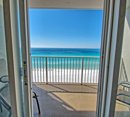 Your Oceanfront Private Balcony, 8th floor views to die for !