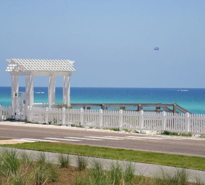 GULF FRONT - BEACH ACCESS 