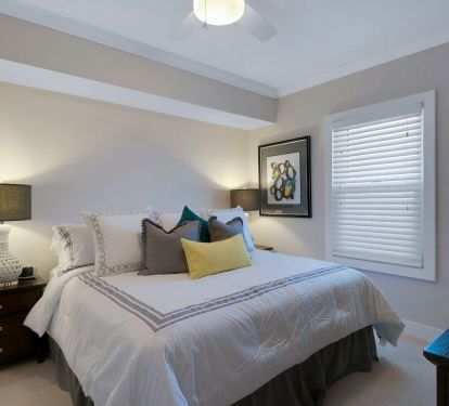 Bedroom 2 with King size bed!