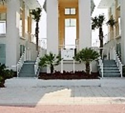 ENTRANCE TO BEACH CLUB POOL