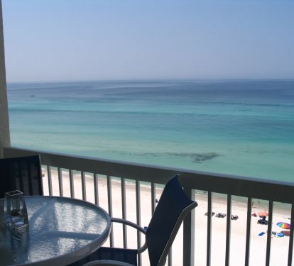 4 counter height balcony chairs for excellent viewing