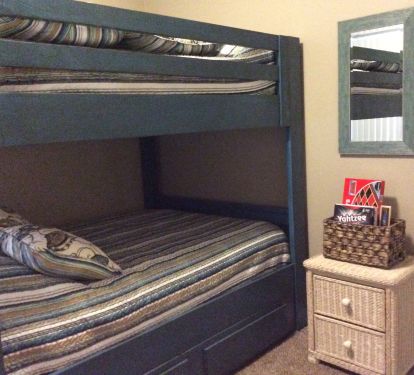 2nd bedroom- full over full bunk beds....great for the kids!
