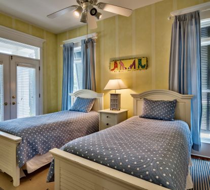 TWIN BEDROOM WITH TRUNDLE