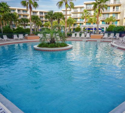 Large heated upper pool.