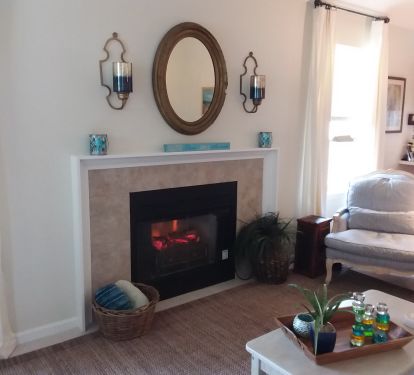 Liviing area, electrc fireplace