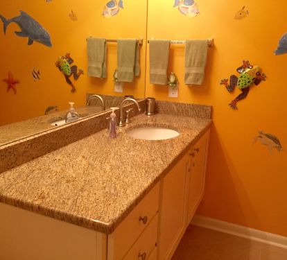 Twin Bath lots of fun fish. New granite countertops and cabinets 