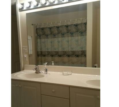 Master Bath - Full tub w/shower