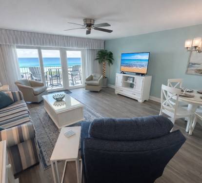 Relaxing and updated  living room area with a view of the Gulf.
