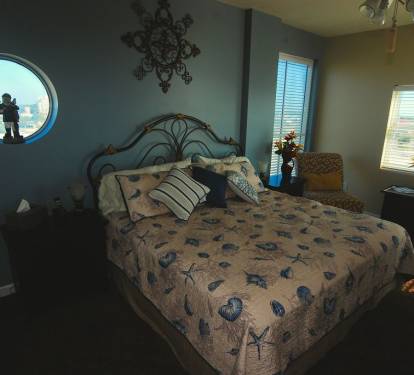 Large Bedrooms with king size beds