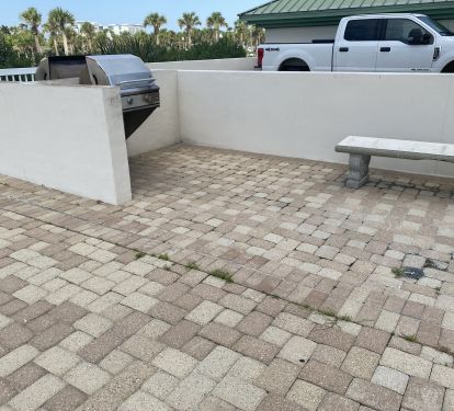 Gas Grills are located at either end of the building at Lobby Level on Gulf Side