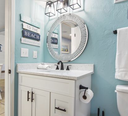 Second bathroom.