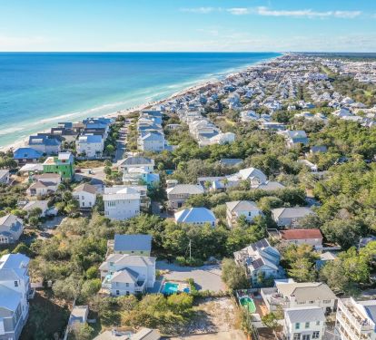 West Facing View - less than a 5 minute walk to Rosemary Beach/Barret Square!
