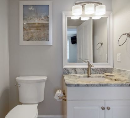 Second bathroom with shower and private entrance from 2nd bedroom.....
