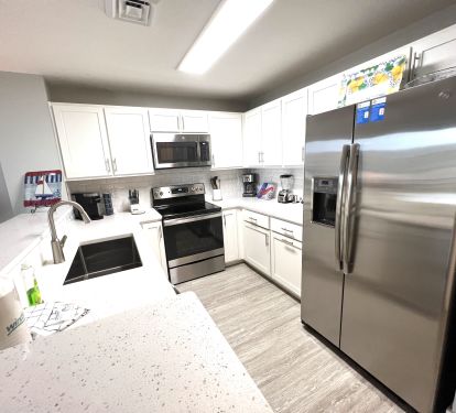 Well Equipped Kitchen - But we like to walk to Pier Park Restaurants! So EZ!
