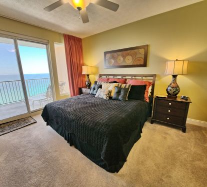 King size bed with HDTV and DVD player!