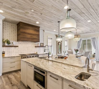 Captivating Kitchen &amp; Dining area