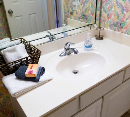 Phoenix X Resort Unit 302 Bathroom